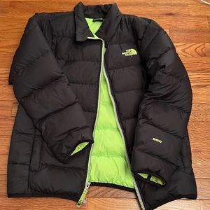 Like new boys The North Face puffy coat